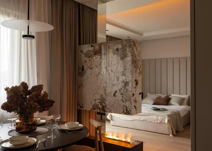 Panoramic Landmark View Center Free Parking Apartment